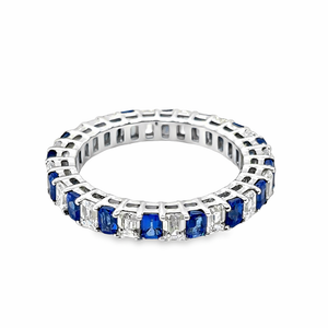 18k White Gold 1.86ct Sapphire and 1.43ct White Diamond Ring