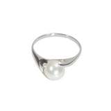 Pearl Solitaire in White Gold Ring